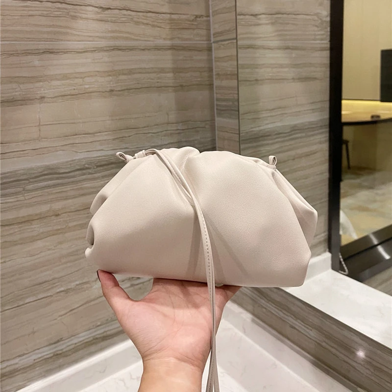 

String Wrinkle Cloud Bag Plain color simple design bags for ladies Soft quality shoulder handbag