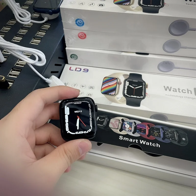 2022 Smart Bracelet Fitness Sport LD9 watch 7 smart Watch Hot Sell Series 7 T200 Smartwatch
2022 Smart Bracelet Fitness Sport LD9 watch 7 smart Watch Hot Sell Series 7 T200 Smartwatch