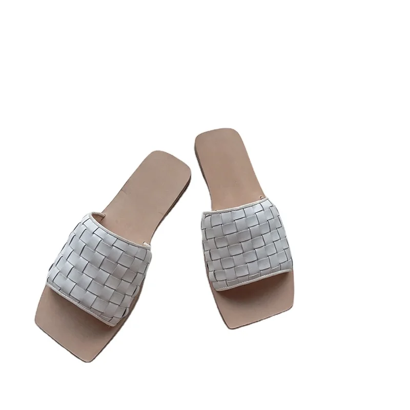 Women's Shoes Flat Casual Fashion Slippers Genuine Leather Women's Beach Sandals Outdoor Leisure Flip Flop
Women's Shoes Flat Casual Fashion Slippers Genuine Leather Women's Beach Sandals Outdoor Leisure Flip Flop
