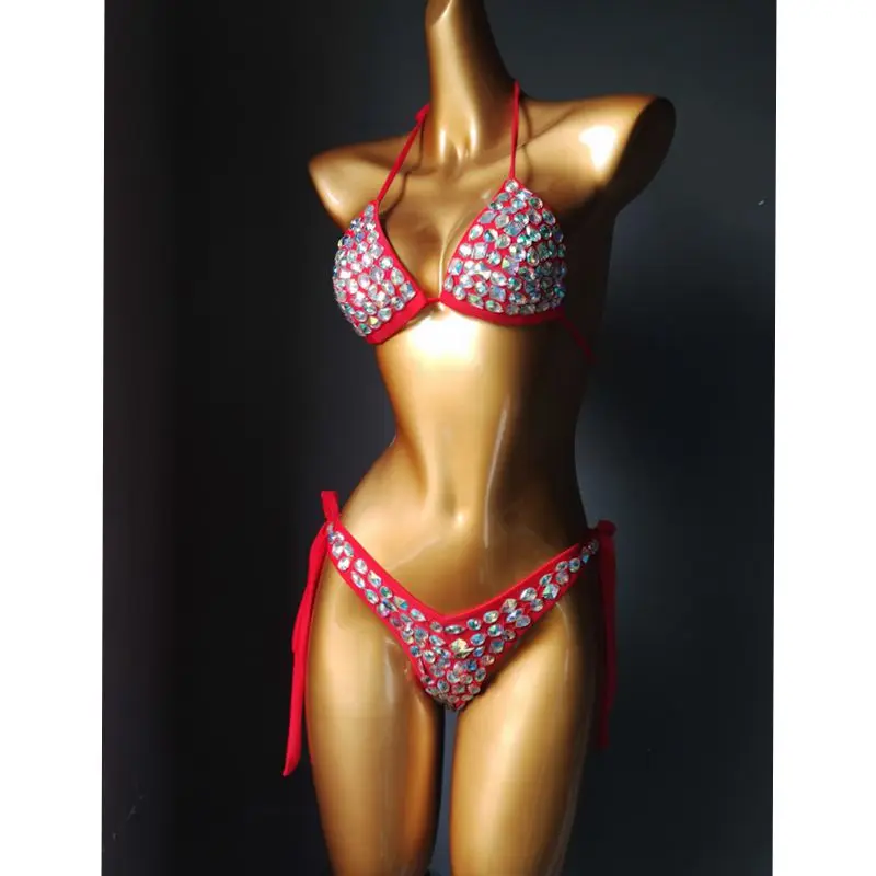 2020 new style crystal diamond bikini set bandage open swimwear push up rhinestone bling stones sexy women swimsuit beachwear
2020 new style crystal diamond bikini set bandage open swimwear push up rhinestone bling stones sexy women swimsuit beachwear