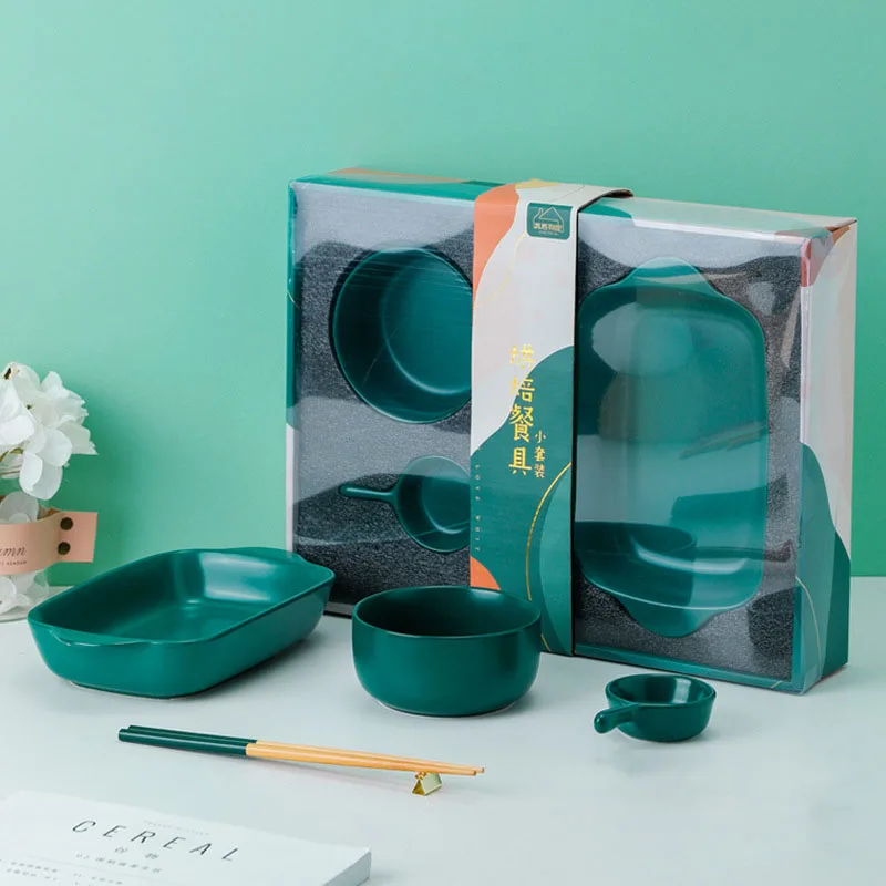 New design small one-person tableware gift bowl and chopsticks set baking tray gift box set
New design small one-person tableware gift bowl and chopsticks set baking tray gift box set