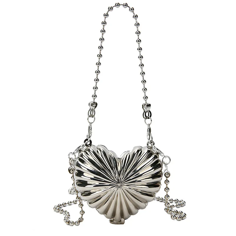 Personality mini metal small clutch bag 2021 European and American fashion INS heart lipstick purse with chains, Silver
Personality mini metal small clutch bag 2021 European and American fashion INS heart lipstick purse with chains, Silver