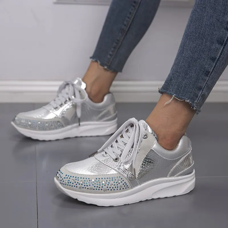 PDEP 2020 new style casual sport women breathable shoes cheap flats big size35-43 ladies factory loafers heighten shoes, Silver,brown,black
PDEP 2020 new style casual sport women breathable shoes cheap flats big size35-43 ladies factory loafers heighten shoes, Silver,brown,black
