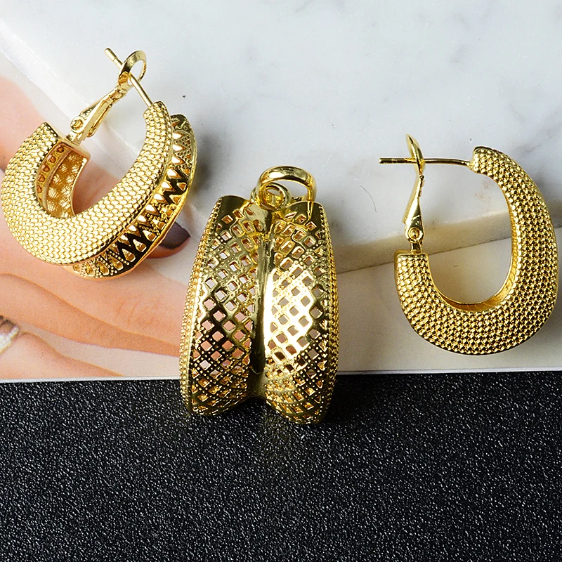 Fashion Jewelry Copper Jewelry Sets For Women 2021 New Design Necklace Earrings Pendant High Quality Trendy Gift 
Fashion Jewelry Copper Jewelry Sets For Women 2021 New Design Necklace Earrings Pendant High Quality Trendy Gift