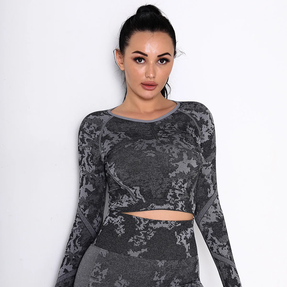 Aola Women Wear Two Piece Crop Set Deportivos And Pants Ladis Croptop Long Graphic Camo Leopard Custom Tank Yoga Tops
Aola Women Wear Two Piece Crop Set Deportivos And Pants Ladis Croptop Long Graphic Camo Leopard Custom Tank Yoga Tops