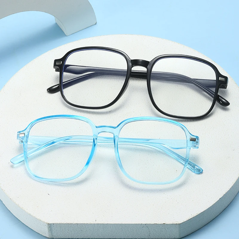 Fashionable new blue light proof glasses Retro square large frame plain face versatile flat lens can be equipped with myopia gl
Fashionable new blue light proof glasses Retro square large frame plain face versatile flat lens can be equipped with myopia gl