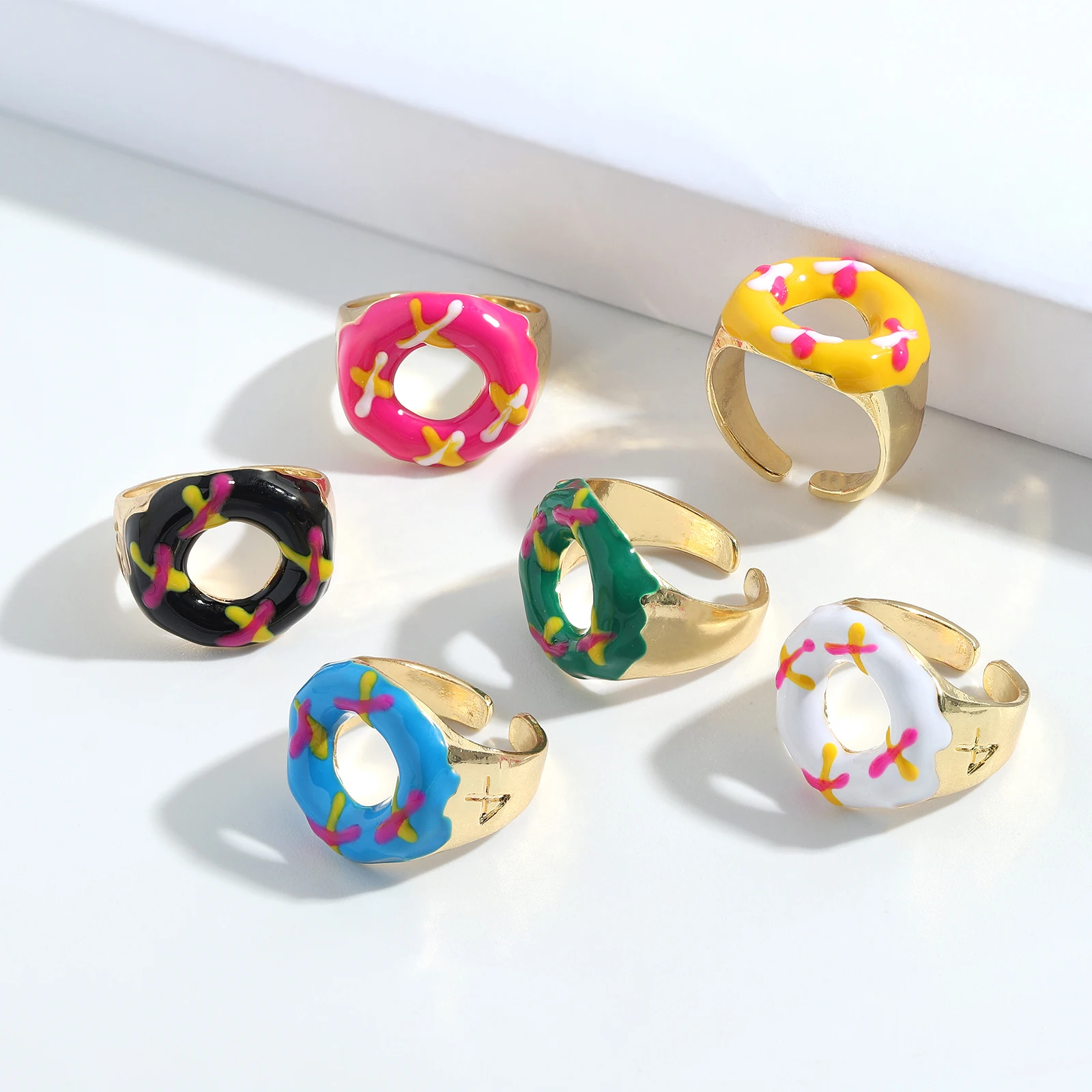 Dvacaman Chunky Luxury Open Ring 6 Color Cute Resin Multicolored Drop Oil Doughnut Gold Plated Adjustable Ring Jewelry For Women
Dvacaman Chunky Luxury Open Ring 6 Color Cute Resin Multicolored Drop Oil Doughnut Gold Plated Adjustable Ring Jewelry For Women