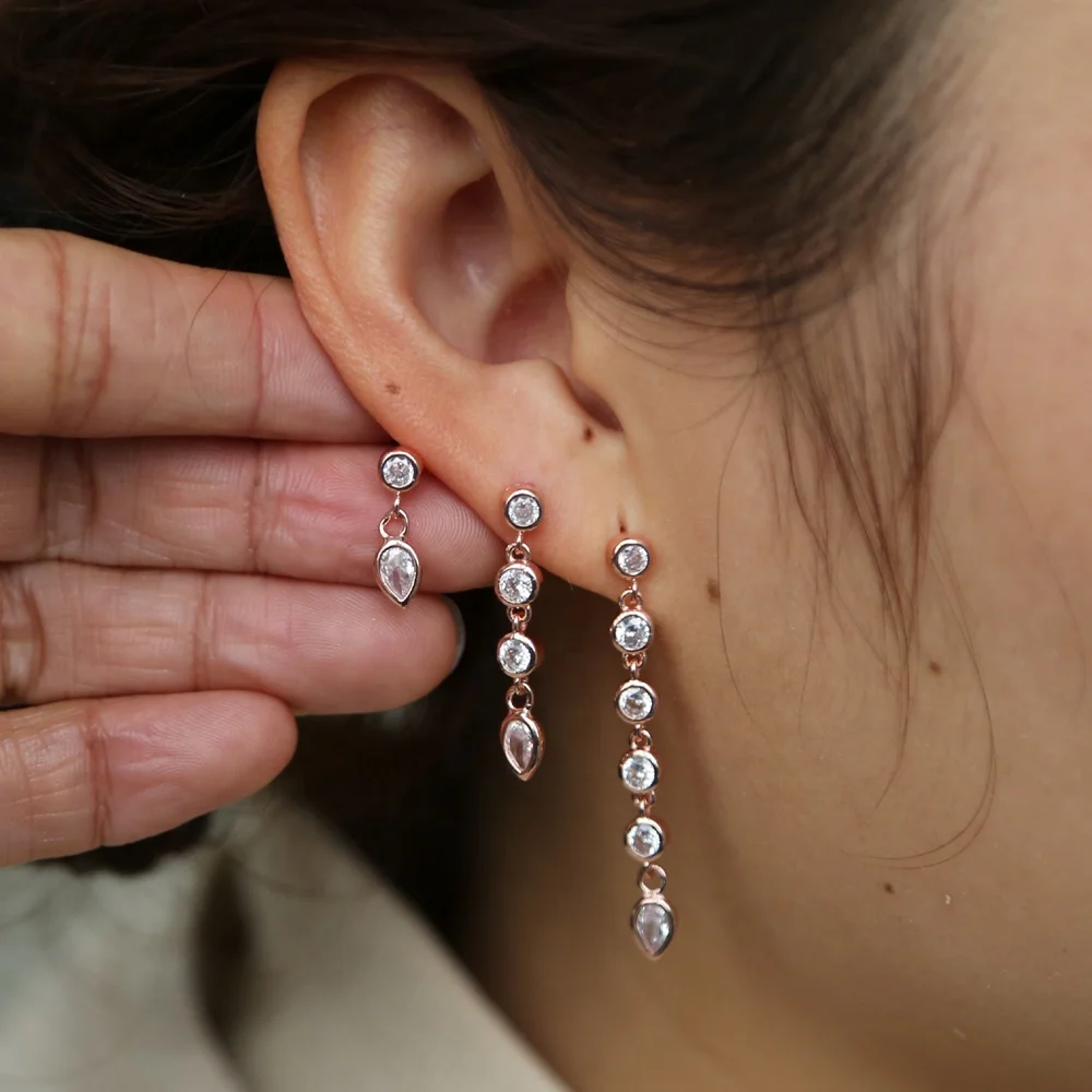 2021 Christmas gift rose gold filled cz charm long tassel chain Elegance fashion women jewelry chain dangle charm earring
2021 Christmas gift rose gold filled cz charm long tassel chain Elegance fashion women jewelry chain dangle charm earring