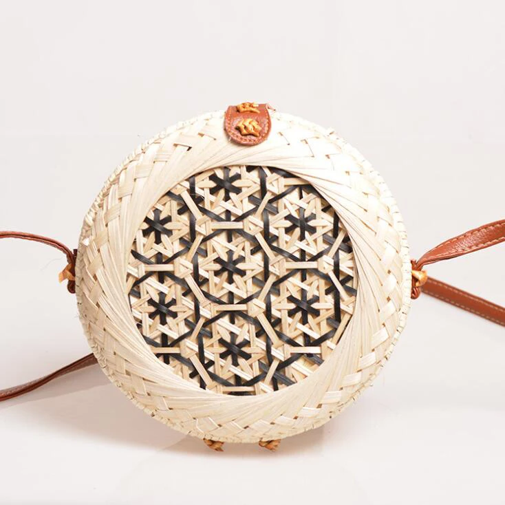 Long Strap Shoulder Mini Crossbody Bag Hollow Round Rattan Purse Bamboo Handbag for Lady
Long Strap Shoulder Mini Crossbody Bag Hollow Round Rattan Purse Bamboo Handbag for Lady