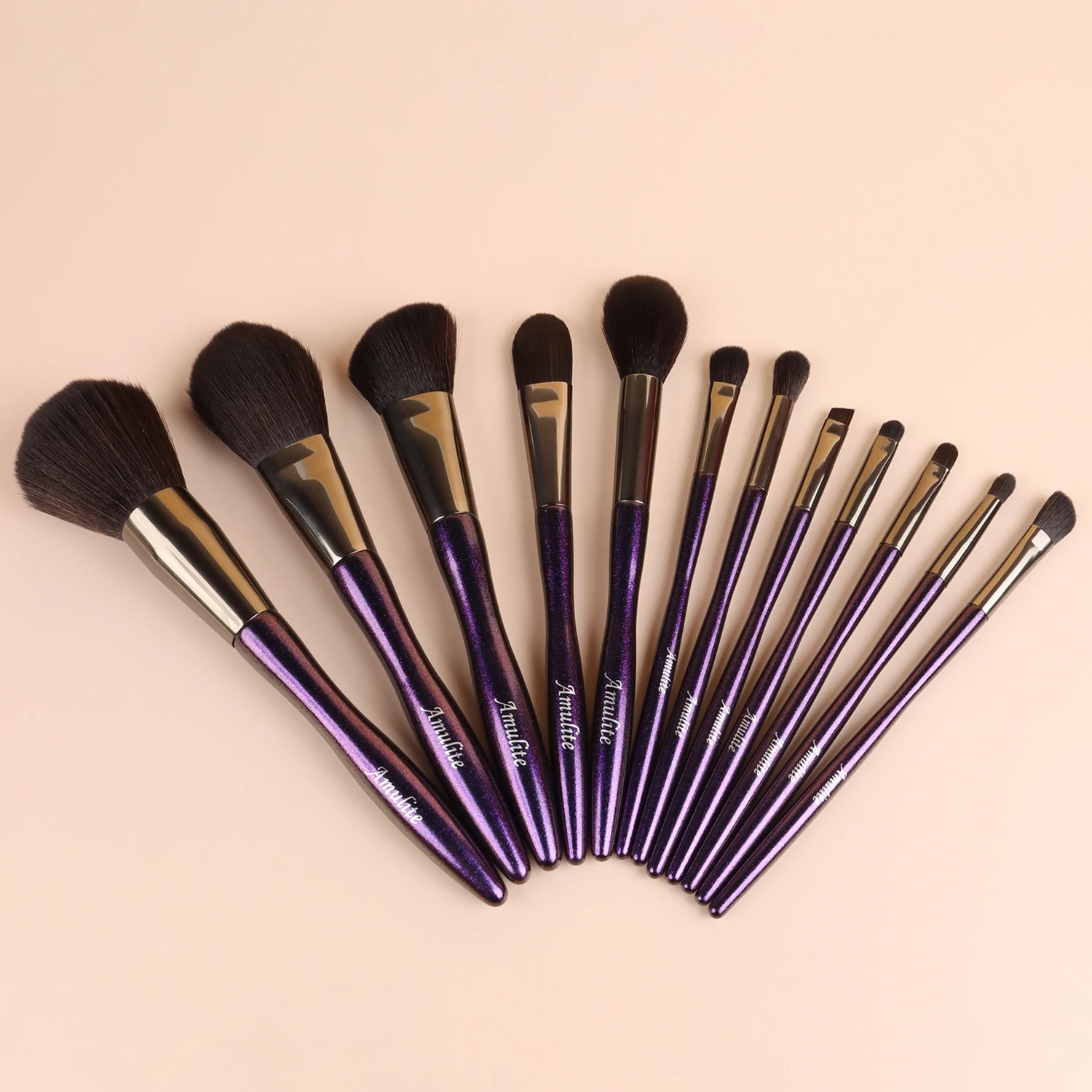 In stock Fast shipping 12PCS TOP Quality Free logo design Custom Logo luxury makeup brush with pu case holder
In stock Fast shipping 12PCS TOP Quality Free logo design Custom Logo luxury makeup brush with pu case holder