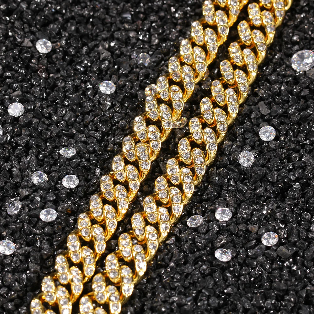 Hip Hop 12mm Width All kinds of Length White Gold Rose Gold CZ Ice Out Cuban Link Chain Wholesale
Hip Hop 12mm Width All kinds of Length White Gold Rose Gold CZ Ice Out Cuban Link Chain Wholesale