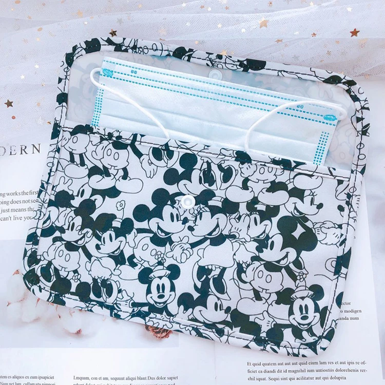Hot sale Face masking Holder Silicone Portable Storage For Facemasking, Customized color
Hot sale Face masking Holder Silicone Portable Storage For Facemasking, Customized color
