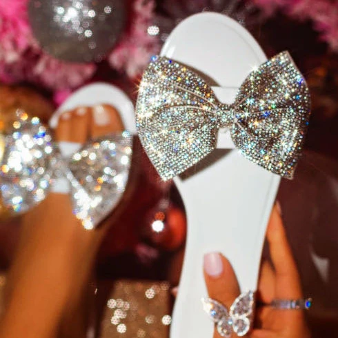 2020 women flat with bowknot rhinestone sequins fashion slippers outdoor wear sandals, White red green black nude or customized
2020 women flat with bowknot rhinestone sequins fashion slippers outdoor wear sandals, White red green black nude or customized
