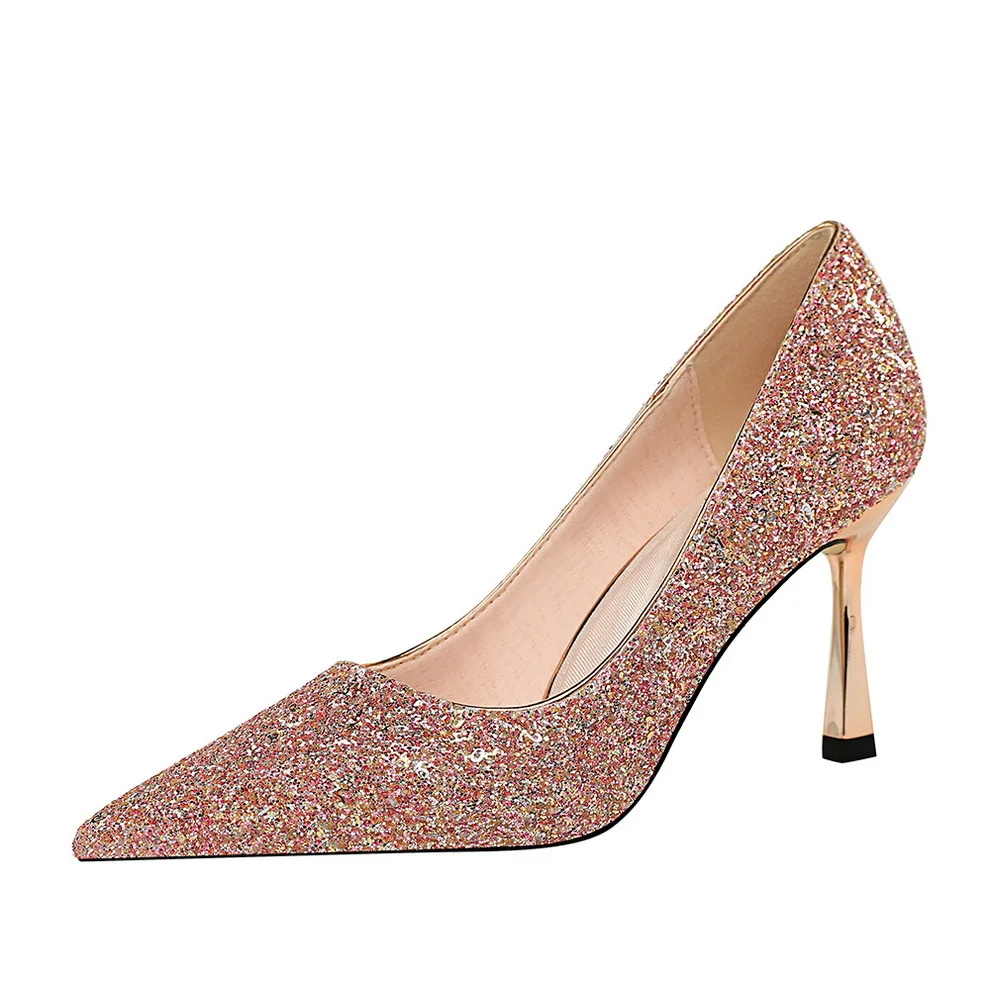 Spring And Autumn Ladies Wedding Shoes Shiny Sequined Pointed Heels Pumps, Black, golden, silver, pink, champagne
Spring And Autumn Ladies Wedding Shoes Shiny Sequined Pointed Heels Pumps, Black, golden, silver, pink, champagne