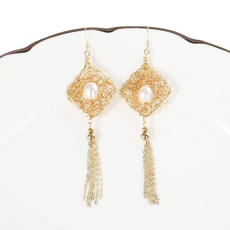 XuQian New Custom Handmade Water Minimalist Wire Wrapped Pearl Earrings
XuQian New Custom Handmade Water Minimalist Wire Wrapped Pearl Earrings