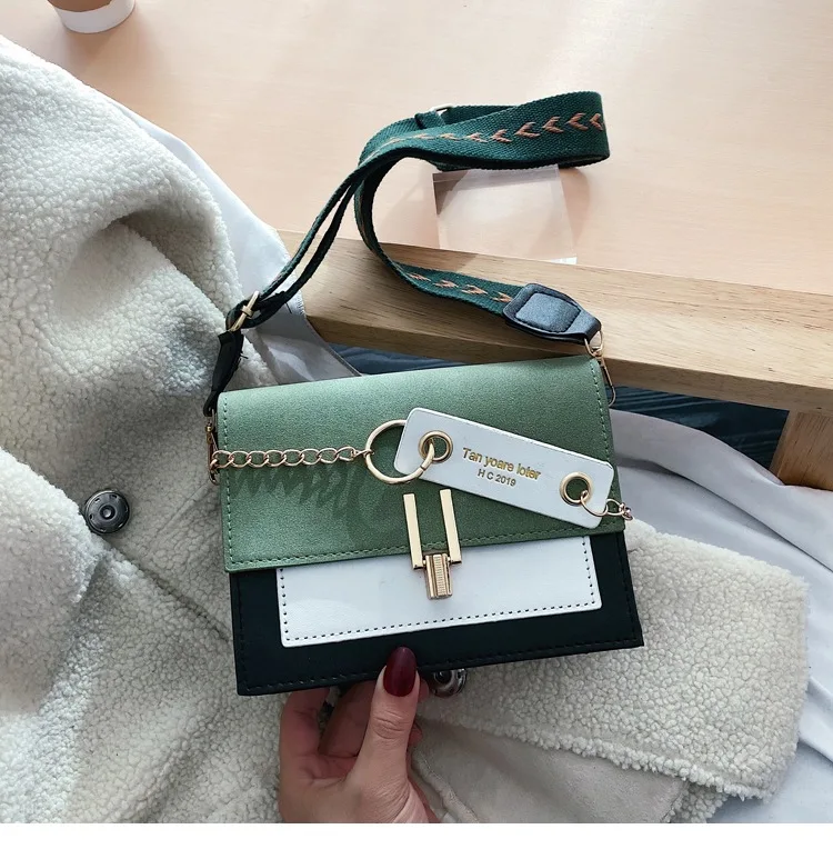 Fashion Trend Korean Contrast Color Lady Bag Scrub Clamshell Lock Handbag Messenger Bag, 4 colors
Fashion Trend Korean Contrast Color Lady Bag Scrub Clamshell Lock Handbag Messenger Bag, 4 colors