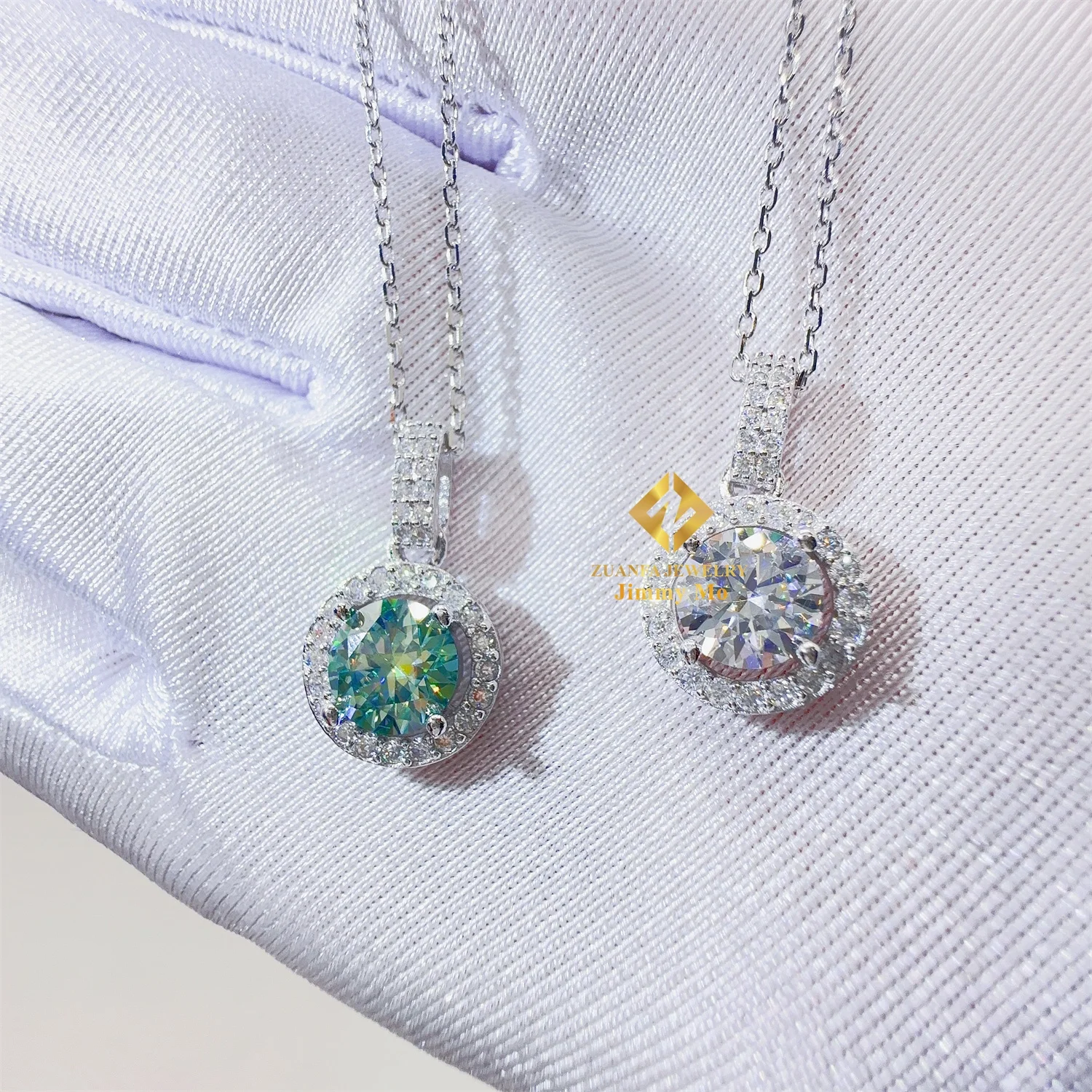 In Stock Factory Low Price 925 Sterling Silver 6.5mm Blue Green White Moissanite Diamond Pendant Necklace Women Gift
In Stock Factory Low Price 925 Sterling Silver 6.5mm Blue Green White Moissanite Diamond Pendant Necklace Women Gift
