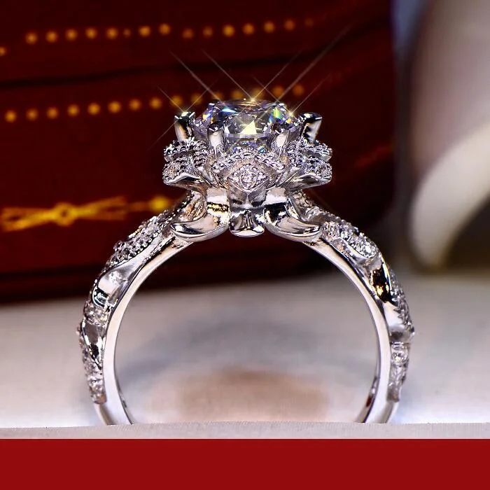 Fashion Wholesale Engagement Wedding Ring Full Rhinestone Charming Lady Rings women Shiny rings, Silver
Fashion Wholesale Engagement Wedding Ring Full Rhinestone Charming Lady Rings women Shiny rings, Silver