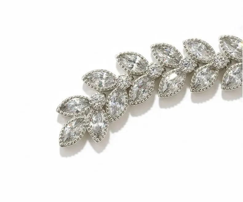 Earring Rings 2020 Persecutes Brass Chain Gold Flower Changeable Extravagant Earings Long Cross Earrings, As photo
Earring Rings 2020 Persecutes Brass Chain Gold Flower Changeable Extravagant Earings Long Cross Earrings, As photo