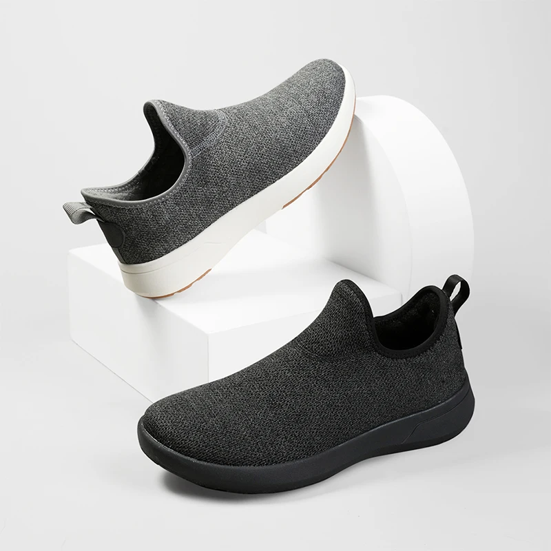 2021 New winter warm wool slip-ons shoes outdoor waterproof sneakers men casual wool shoes
2021 New winter warm wool slip-ons shoes outdoor waterproof sneakers men casual wool shoes