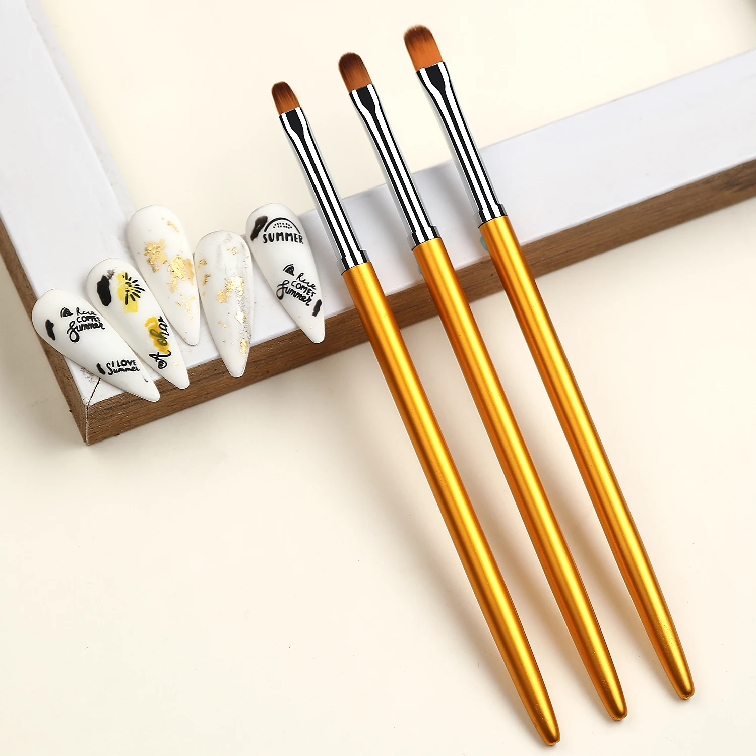 MissBloom 3Pcs Gold Metallic Nail Art Pen Brush Designs Painting Metallic Nail Gel Brush Set, Colorful
MissBloom 3Pcs Gold Metallic Nail Art Pen Brush Designs Painting Metallic Nail Gel Brush Set, Colorful