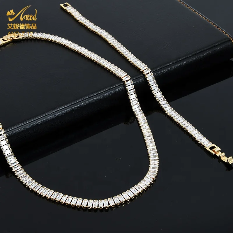 Fashion Iced Out Jewelry Gold Plated Custom Iced Out Diamond Tennis Cuban Chain Necklace And Bracelets Set For Women And Men
Fashion Iced Out Jewelry Gold Plated Custom Iced Out Diamond Tennis Cuban Chain Necklace And Bracelets Set For Women And Men