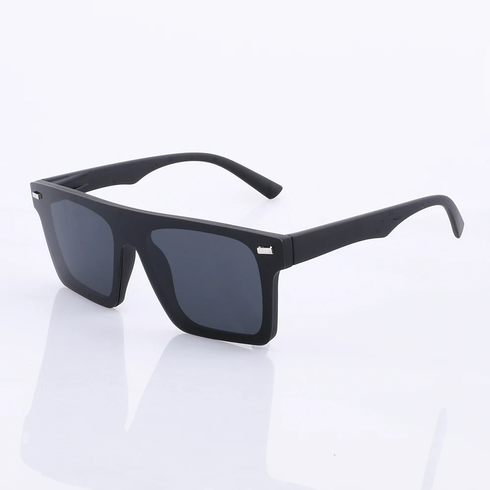 Factpry OEM Custom New Fashion Wholesale Polarized plastic one piece square sunglasses, Custom colors
Factpry OEM Custom New Fashion Wholesale Polarized plastic one piece square sunglasses, Custom colors
