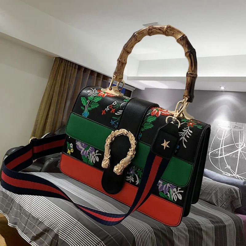 Wholesale Luxury Designer PU Purse Cross Wide Shoulder Small Fancy Tote Hand Bags for Ladies Flower Vase Handbag Women
Wholesale Luxury Designer PU Purse Cross Wide Shoulder Small Fancy Tote Hand Bags for Ladies Flower Vase Handbag Women