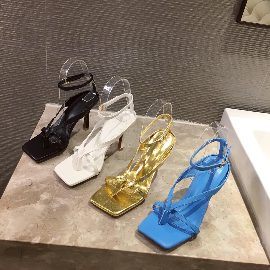 2021 New summer square toe Roman heel sandals street fashion candy color sandals high heels shoes for ladies
2021 New summer square toe Roman heel sandals street fashion candy color sandals high heels shoes for ladies