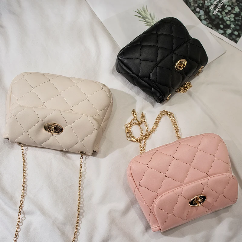 New Hot sale luxury square designer women mini handbags famous brands cloud bags embroidery small chain clutch shoulder Bags
New Hot sale luxury square designer women mini handbags famous brands cloud bags embroidery small chain clutch shoulder Bags