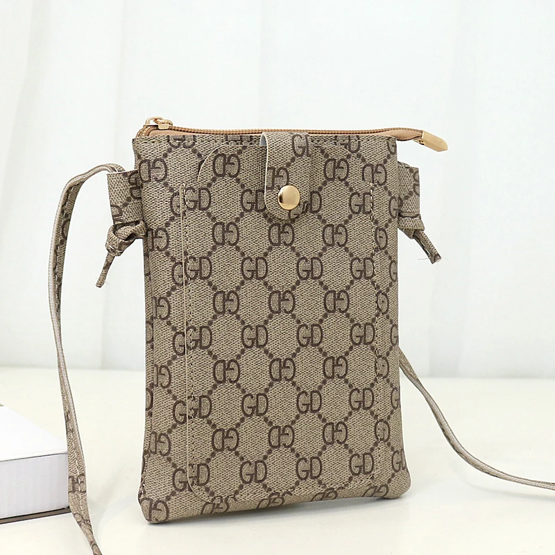 Luxury Daily Use Small Cell Phone Pocket Crossbody Phone Bag Mini Female Shoulder Handbag Cell Phone Bag hot sell 
Luxury Daily Use Small Cell Phone Pocket Crossbody Phone Bag Mini Female Shoulder Handbag Cell Phone Bag hot sell