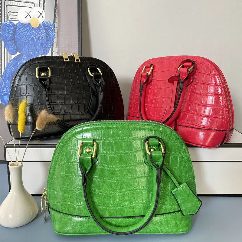 Crocodile Shell bag Alligator Tote bags 2022 New PU Leather Women's Luxury Designer Handbag Shoulder Messenger Bag, Customized color
Crocodile Shell bag Alligator Tote bags 2022 New PU Leather Women's Luxury Designer Handbag Shoulder Messenger Bag, Customized color