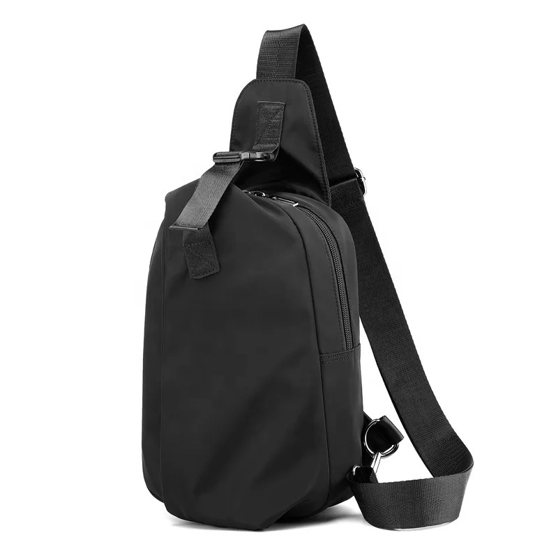 Factory direct wholesale Korean version of large-capacity fashion men's casual messenger bag black outdoor chest strap bag
Factory direct wholesale Korean version of large-capacity fashion men's casual messenger bag black outdoor chest strap bag