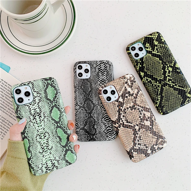 Luxury snake leather phone case For iPhone 12 mini 12 Pro 11 XS MAX XR X 11 Pro Max 8 7 Plus 6s
Luxury snake leather phone case For iPhone 12 mini 12 Pro 11 XS MAX XR X 11 Pro Max 8 7 Plus 6s