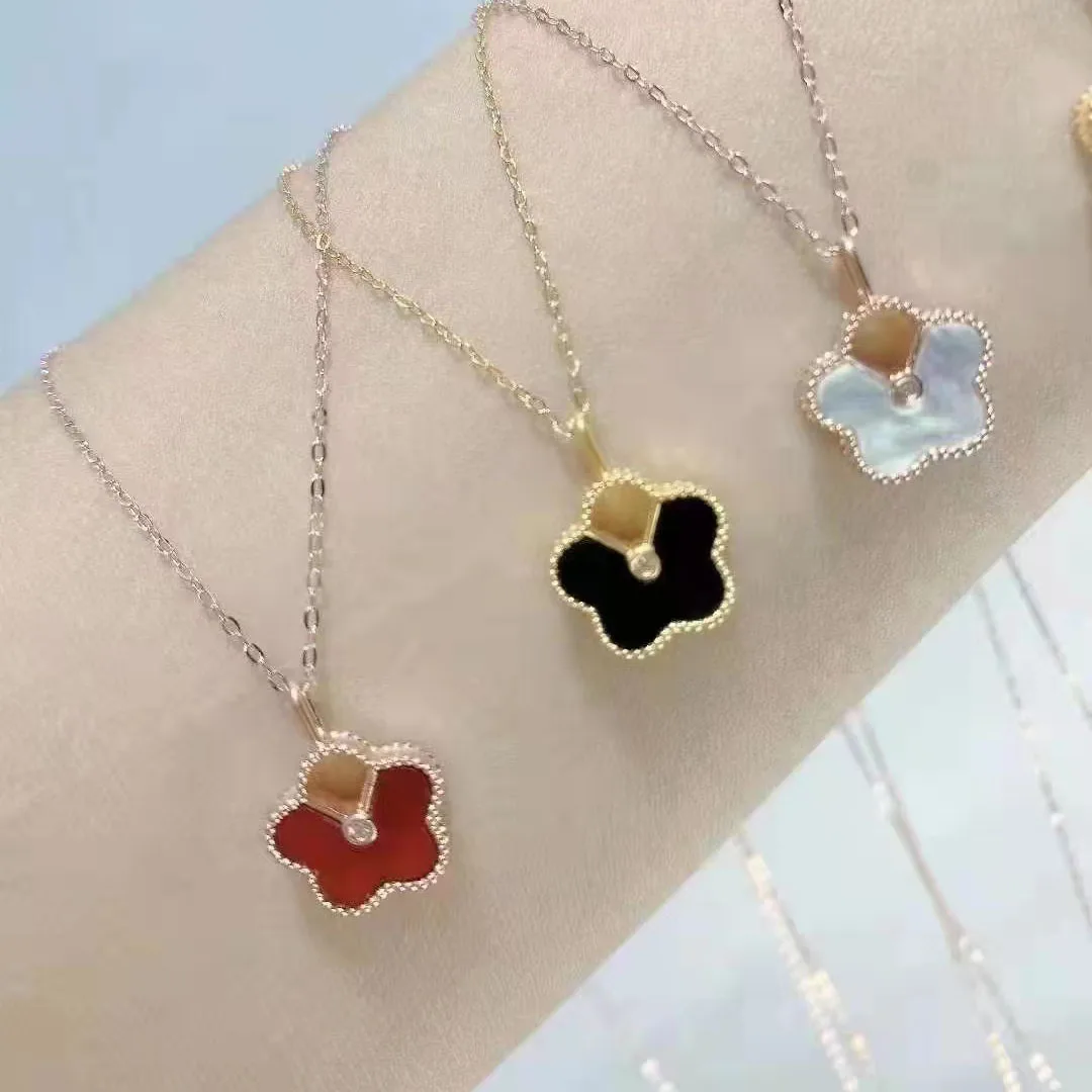 Luxury Fashion Solid Pure Real 18K Gold Diamond Charms Pendants Necklace Women Ladies Bridal Engagement Wedding Jewelry
Luxury Fashion Solid Pure Real 18K Gold Diamond Charms Pendants Necklace Women Ladies Bridal Engagement Wedding Jewelry