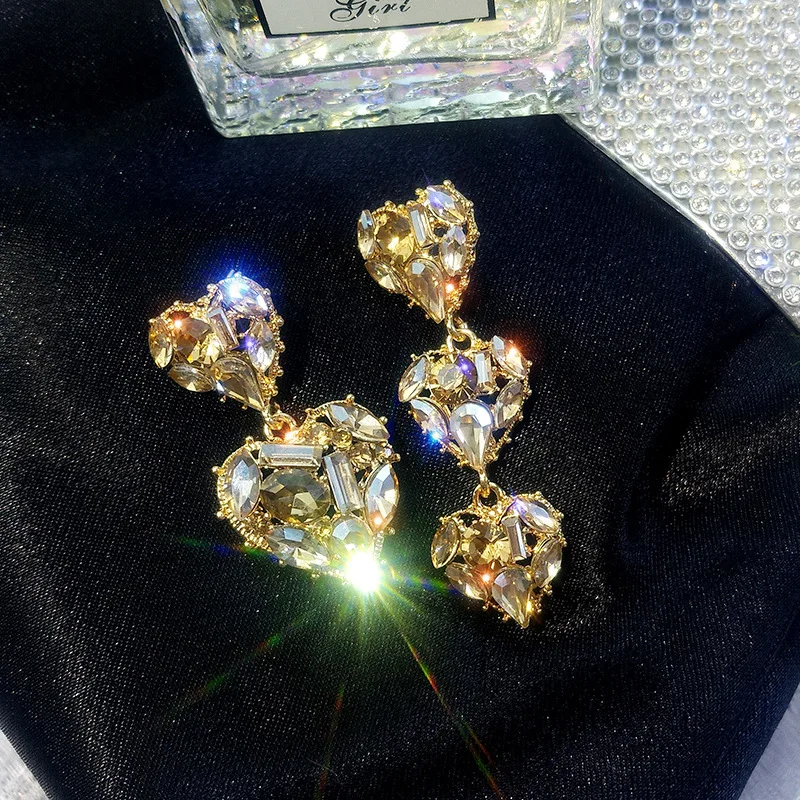 super flash shiny Korean new baroque full crystal love heart earrings asymmmetric long earrings female, Picture
super flash shiny Korean new baroque full crystal love heart earrings asymmmetric long earrings female, Picture