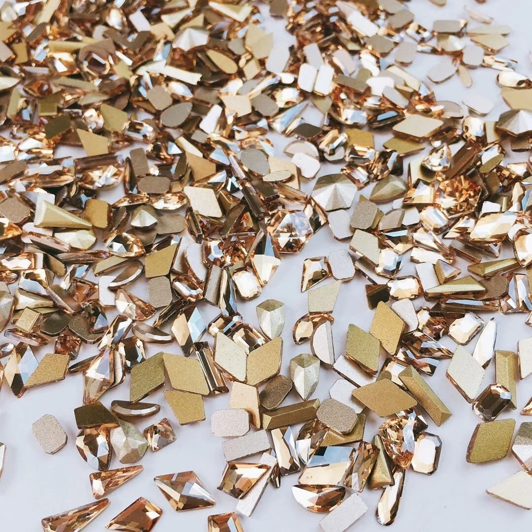 Whole Sale Price Champagne Various Shape Strass Rhinestones Non Hotfix Flat Back Pixie Crystals For 3D Nail Art Decoration
Whole Sale Price Champagne Various Shape Strass Rhinestones Non Hotfix Flat Back Pixie Crystals For 3D Nail Art Decoration