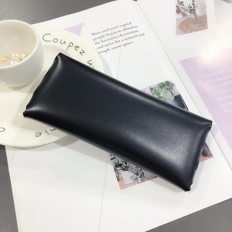 Leather Handmade glasses case Durable portable cassette sunglasses case PVC leather glasses package wholesale, Black, white, pink
Leather Handmade glasses case Durable portable cassette sunglasses case PVC leather glasses package wholesale, Black, white, pink