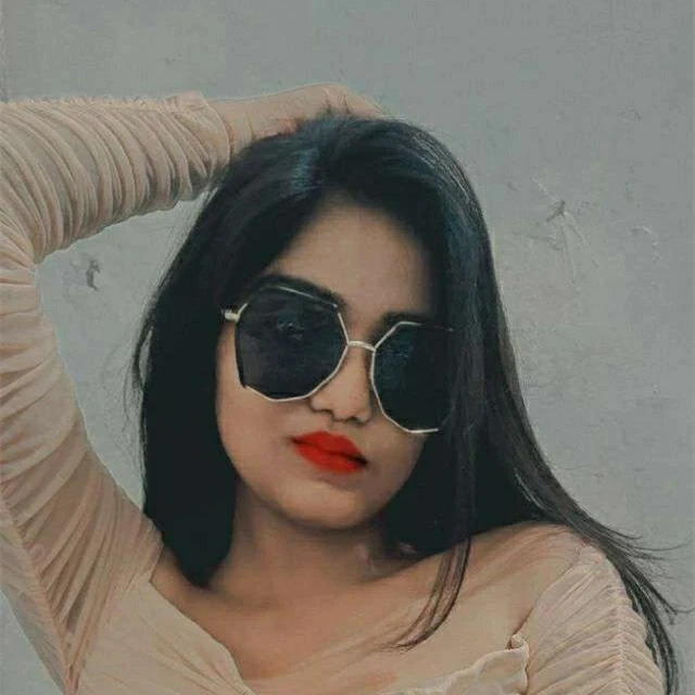 2021 New Hot Trend Polygonal Irregular Metal Frame Sun Glasses Retro Street Shot Popular Brand Sunglasses for Men Women
2021 New Hot Trend Polygonal Irregular Metal Frame Sun Glasses Retro Street Shot Popular Brand Sunglasses for Men Women