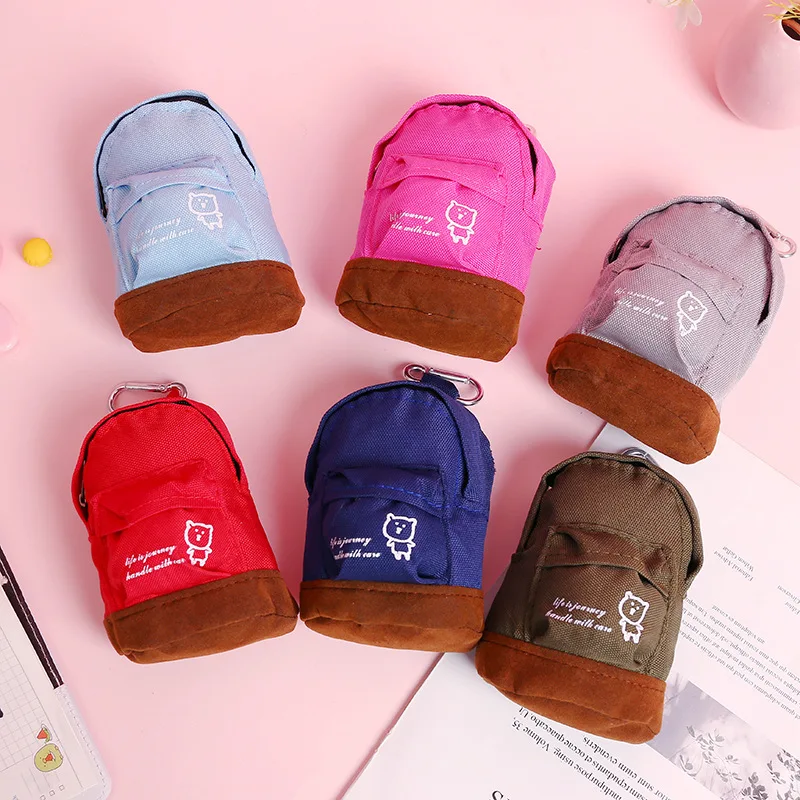 Pure color Bear Print mini backpack simple mountaineering bag shape coin purse with carabiner Keychain coin purse Durable wallet, As picture 
Pure color Bear Print mini backpack simple mountaineering bag shape coin purse with carabiner Keychain coin purse Durable wallet, As picture