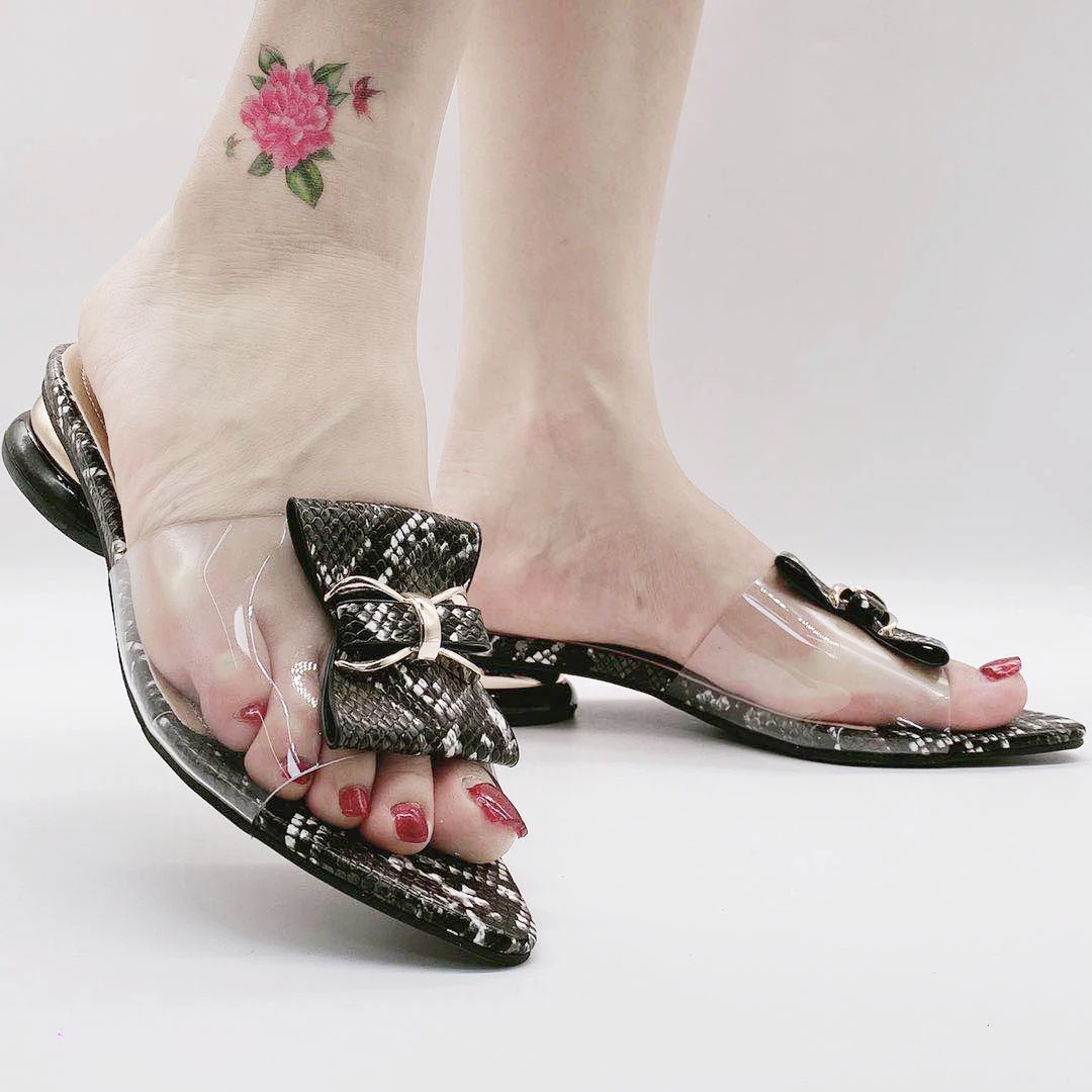 African Women Shoes Snake Print Low Heeled Slippers Wholesale Fashion Footwear OEM Customized Clear Sandals Sexy Slippers
African Women Shoes Snake Print Low Heeled Slippers Wholesale Fashion Footwear OEM Customized Clear Sandals Sexy Slippers