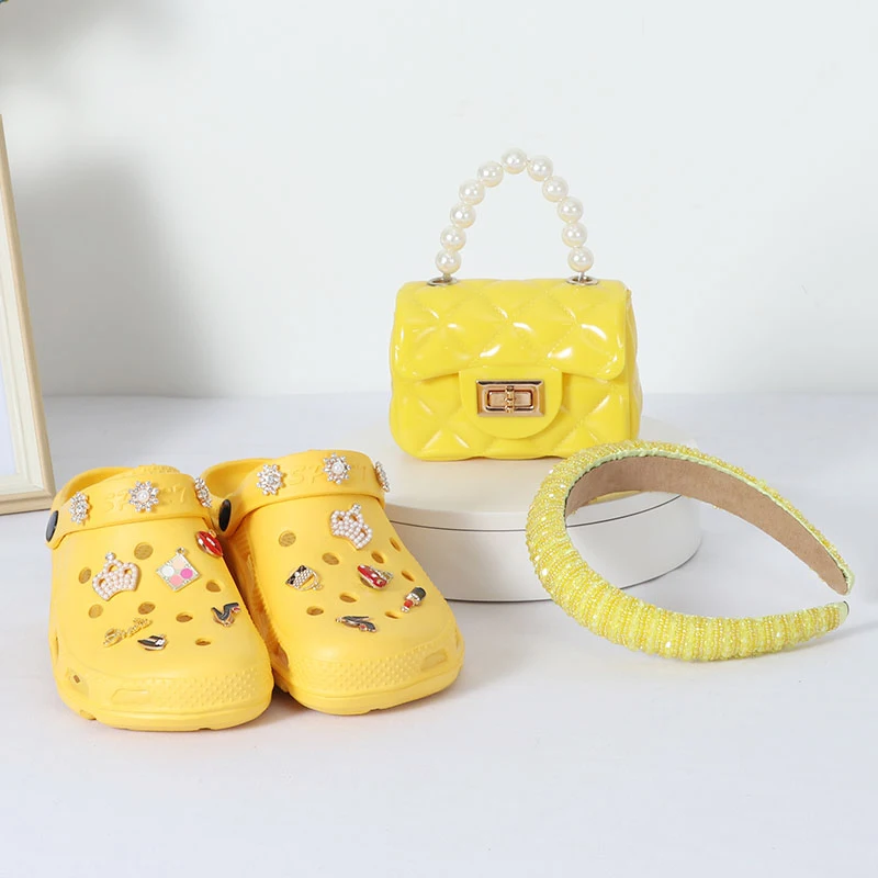 2021 fashion Cute purse and shoe sets summer female handbags luxury designer matching handbags and shoe set for women, White, pink, black,yellow
2021 fashion Cute purse and shoe sets summer female handbags luxury designer matching handbags and shoe set for women, White, pink, black,yellow