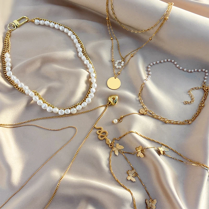 Finetoo New Arrival Red Gem Pearl Choker Heart Pendant Link Chain Snake Butterfly Necklace for Women Jewelry, Gold
Finetoo New Arrival Red Gem Pearl Choker Heart Pendant Link Chain Snake Butterfly Necklace for Women Jewelry, Gold