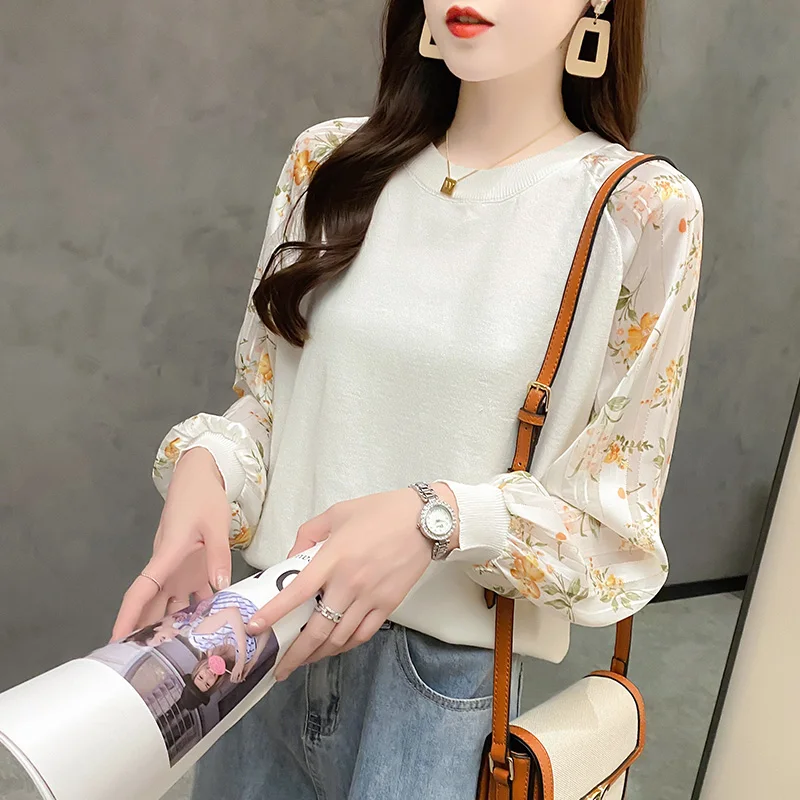 Chiffon sleeve top women 2021 spring new Korean version loose ice silk knit sweater women net red t-shirt women ins
Chiffon sleeve top women 2021 spring new Korean version loose ice silk knit sweater women net red t-shirt women ins