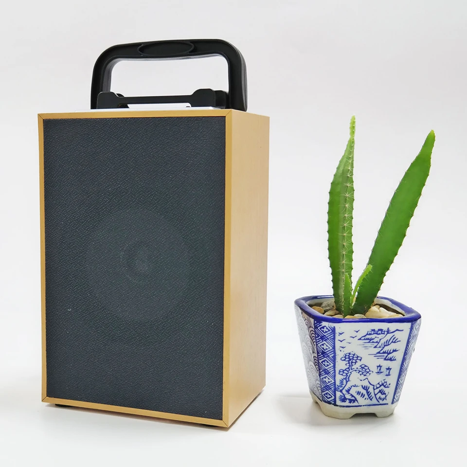 New Stylish Portable Bluetooth Speaker Outdoor Item 3 " Portable Wireless Bluetooth Speaker, Customized colors
New Stylish Portable Bluetooth Speaker Outdoor Item 3 " Portable Wireless Bluetooth Speaker, Customized colors