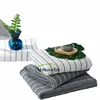 U-HomeTalk UT-TJ173 Factory Direct Sales New Gauze British Style Bath Towel 100% Cotton Absorbent Bath Towel Gift Customization