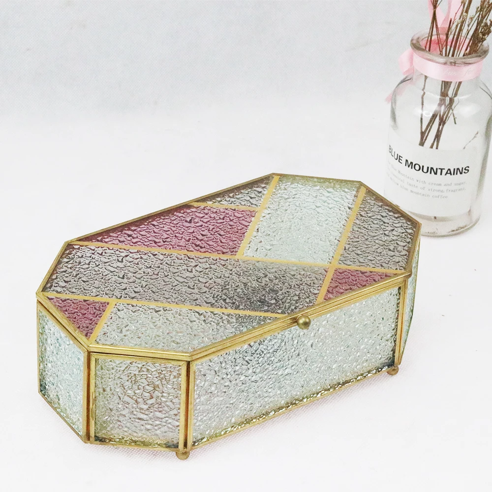 Europe Antique Copper Glass Box Jewelry Stand Cosmetic Storage Box For Home Decoration
Europe Antique Copper Glass Box Jewelry Stand Cosmetic Storage Box For Home Decoration