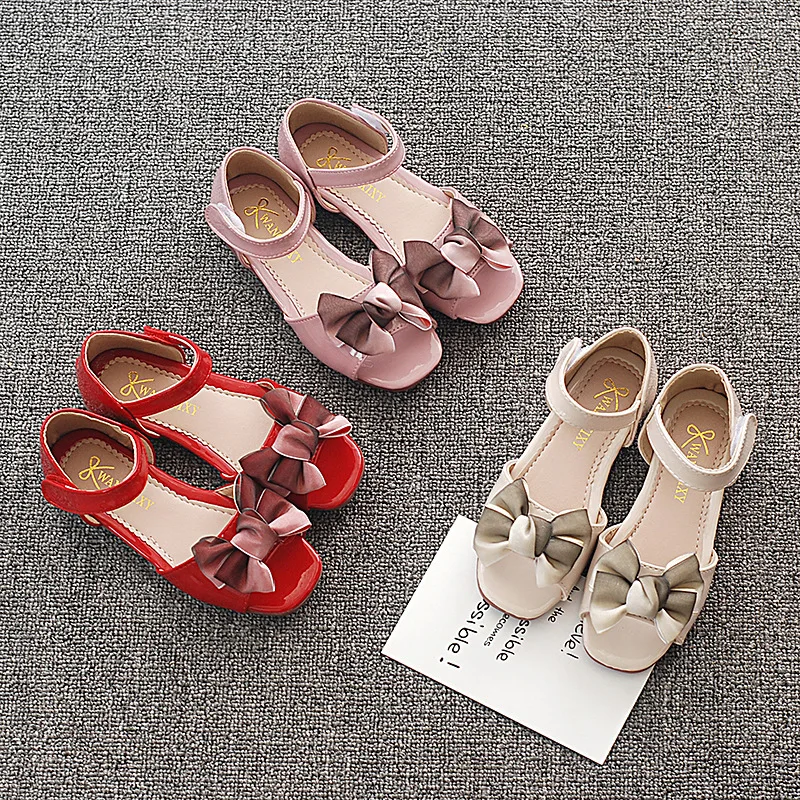 2020 summer sweet girls sandals big children's suede sandals with white pearl princess shoes
2020 summer sweet girls sandals big children's suede sandals with white pearl princess shoes
