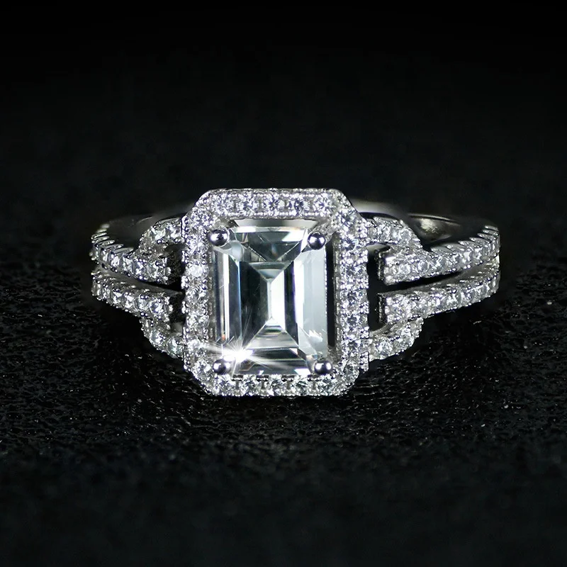 Women Exquisite Inlay White Zircon Rings Romantic Bridal Wedding Band Engagement Party Jewelry
Women Exquisite Inlay White Zircon Rings Romantic Bridal Wedding Band Engagement Party Jewelry