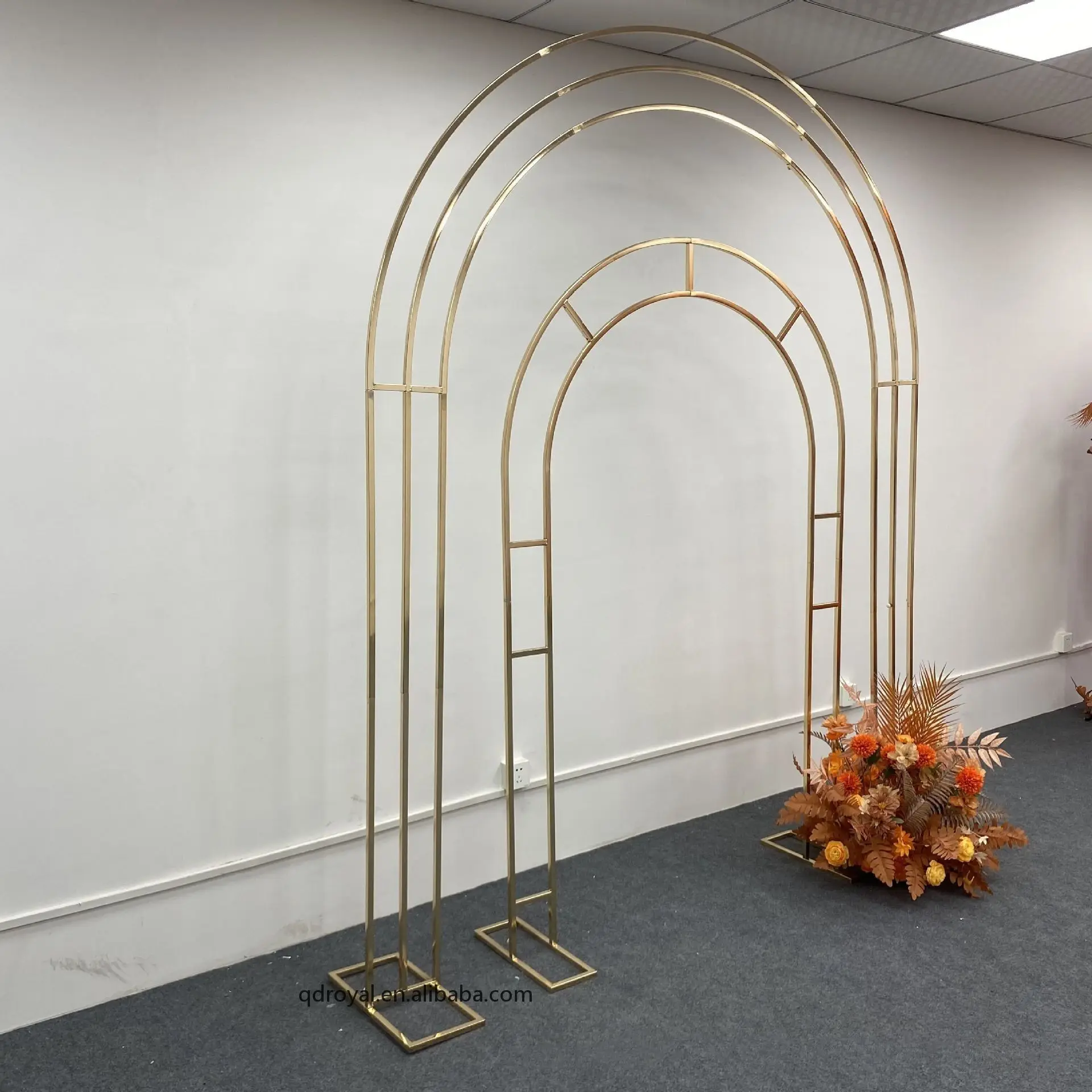 2023 hot sale Shining Gold Iron Circle Arch Backdrop Wedding Stand Round Outdoor Wedding Arch
2023 hot sale Shining Gold Iron Circle Arch Backdrop Wedding Stand Round Outdoor Wedding Arch